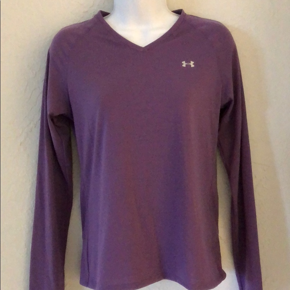 NWOT Under Armour long sleeve T